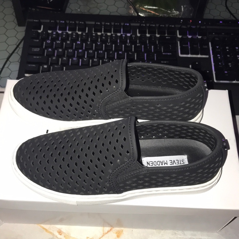 Steve madden zeena slip-on sneakers